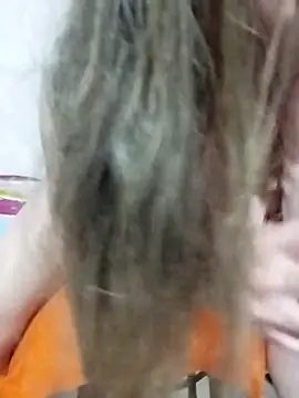 Snapshot of Sophy666 chatting on 03-13-25, 04:38 Sophy666 online show from 03-13-25, 04:38