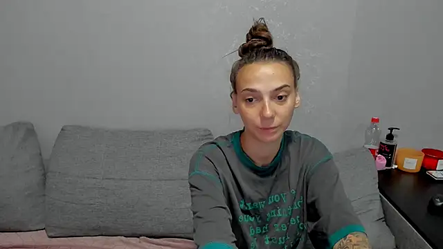 annabishop online show from 11-20-25, 01:17