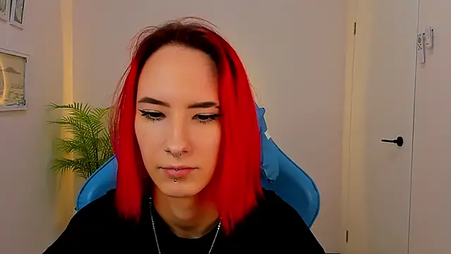 Snapshot of Kar1_na_ chatting on 01-14-25, 11:42 Kar1 na online show from 01-14-25, 11:42