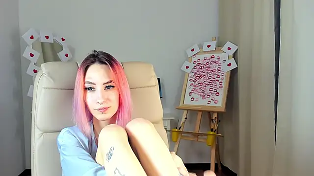 Snapshot of Kar1_na_ chatting on 02-20-25, 11:42 Kar1 na online show from 02-20-25, 11:42