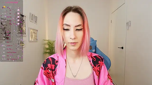 Snapshot of Kar1_na_ chatting on 02-22-25, 08:29 Kar1 na online show from 02-22-25, 08:29