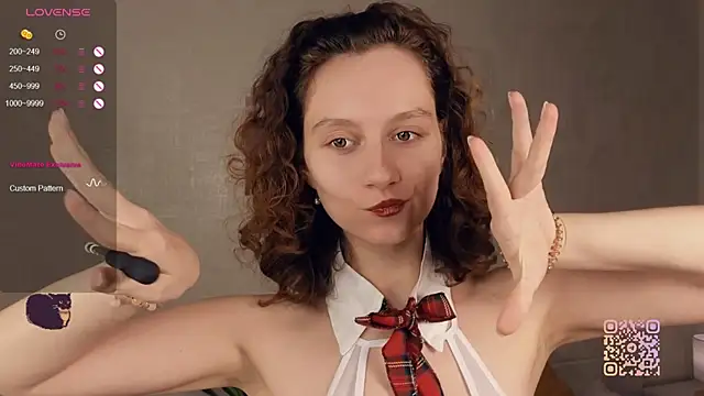 Leya Curly online show from 09-19-25, 03:02