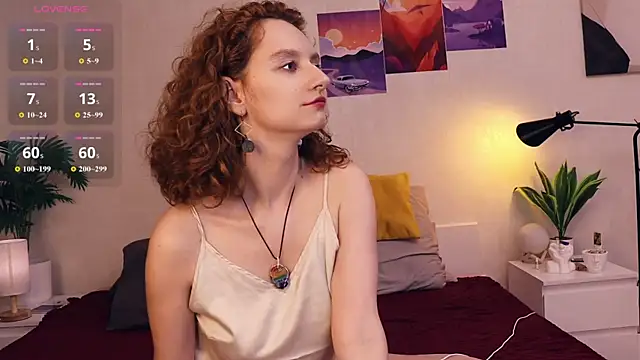 Leya Curly online show from 07-08-26, 04:00