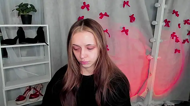 Sahara Shields online show from 02-18-25, 10:16