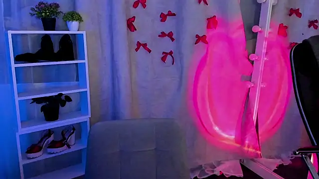 Sahara Shields online show from 03-07-25, 01:18