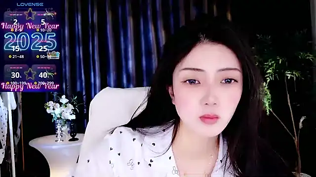 miaomiao-777 online show from 02-08-25, 04:36