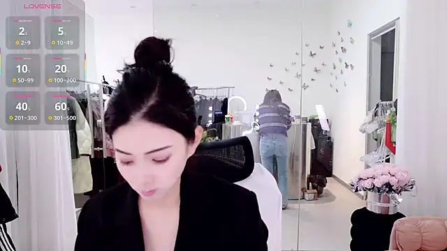 Snapshot of miaomiao-777 chatting on 05-09-26, 11:10 miaomiao-777 online show from 05-09-26, 11:10