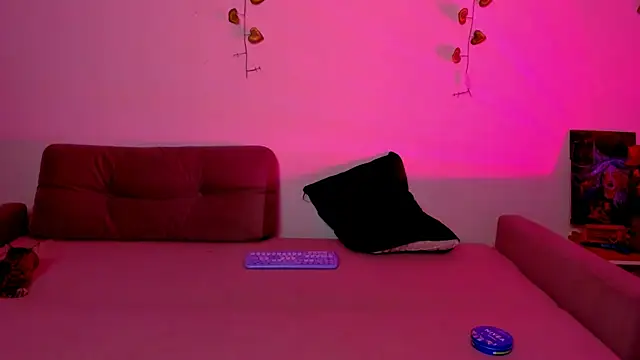 Snapshot of LadyTrep chatting on 03-12-26, 07:31 LadyTrep online show from 03-12-26, 07:31