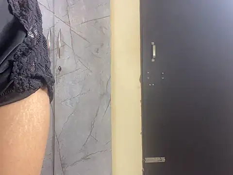 Snapshot of Sandhya_lovely chatting on 03-02-25, 11:39 Sandhya lovely online show from 03-02-25, 11:39