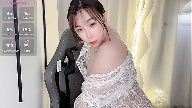 Snapshot of Alano-01 chatting on 03-08-25, 07:38 Alano-01 online show from 03-08-25, 07:38