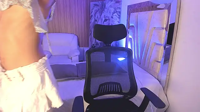 Snapshot of MattThompsonn chatting on 11-25-25, 09:04 MattThompsonn online show from 11-25-25, 09:04