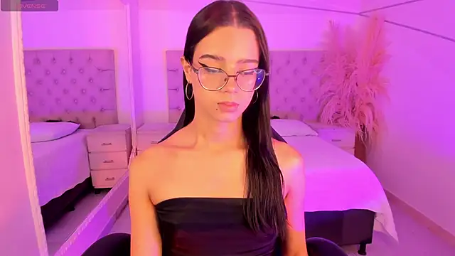 Snapshot of MattThompsonn chatting on 12-22-25, 05:04 MattThompsonn online show from 12-22-25, 05:04