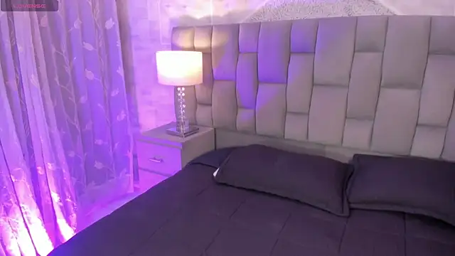 Snapshot of MattThompsonn chatting on 04-10-26, 07:02 MattThompsonn online show from 04-10-26, 07:02