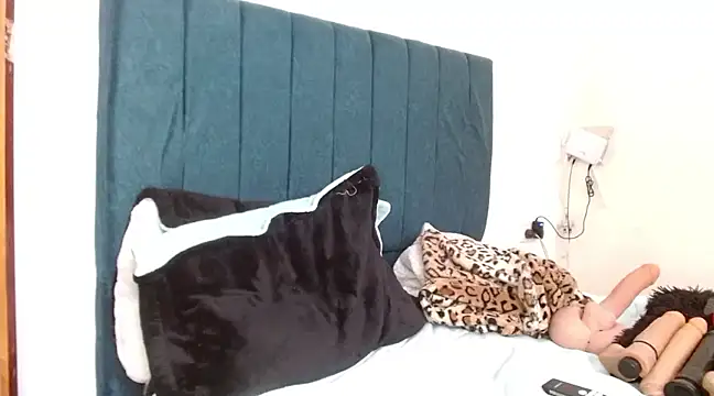 Keyler True18 online show from 03-10-25, 06:34