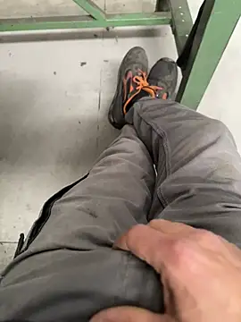 Snapshot of sempreilmio2 chatting on 02-18-25, 11:55 sempreilmio2 online show from 02-18-25, 11:55