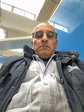 Snapshot of sempreilmio2 chatting on 09-30-25, 10:42 sempreilmio2 online show from 09-30-25, 10:42