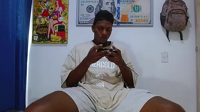 Snapshot of Master_foot_ chatting on 07-22-26, 01:47 Master foot online show from 07-22-26, 01:47