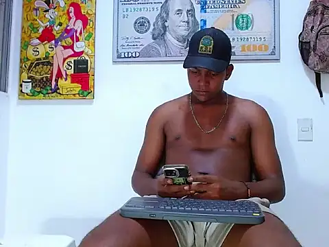 Snapshot of Master_foot_ chatting on 07-25-26, 06:55 Master foot online show from 07-25-26, 06:55