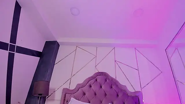 EthaanCox online show from 03-09-25, 07:59