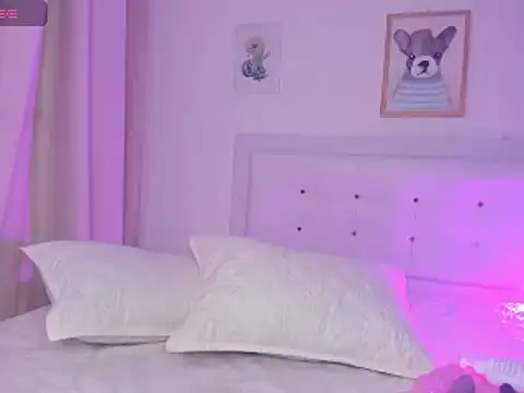 Snapshot of Missangeldust16 chatting on 02-05-25, 08:04 Missangeldust16 online show from 02-05-25, 08:04