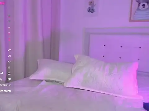 Snapshot of Missangeldust16 chatting on 02-07-25, 12:06 Missangeldust16 online show from 02-07-25, 12:06