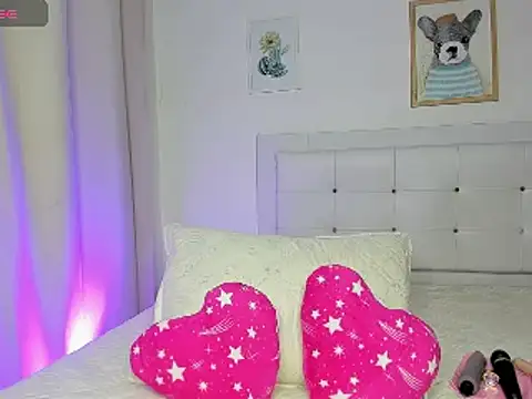 Snapshot of Missangeldust16 chatting on 02-26-25, 12:03 Missangeldust16 online show from 02-26-25, 12:03