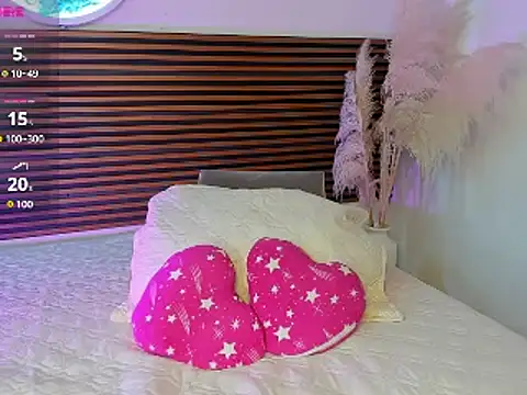 Snapshot of Missangeldust16 chatting on 03-10-25, 08:12 Missangeldust16 online show from 03-10-25, 08:12