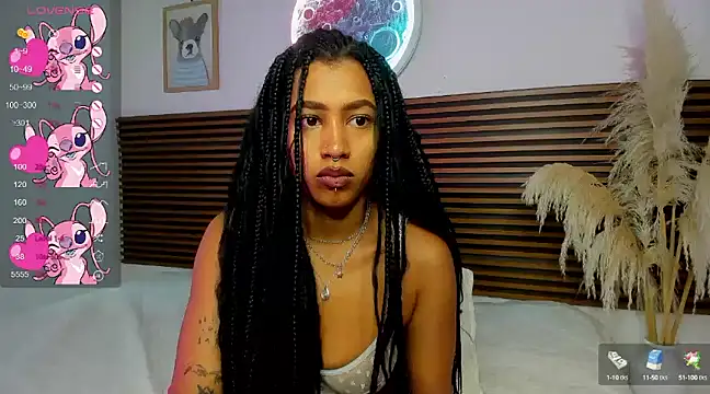 Snapshot of Missangeldust16 chatting on 03-20-25, 12:32 Missangeldust16 online show from 03-20-25, 12:32