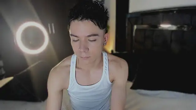 alanblack1 online show from 03-30-26, 07:53