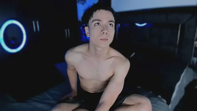 alanblack1 online show from 04-02-26, 01:53