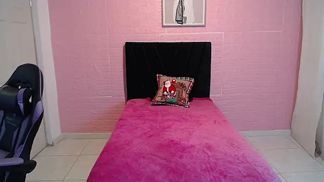 Snapshot of DULCE1609 chatting on 12-03-25, 08:18 DULCE1609 online show from 12-03-25, 08:18