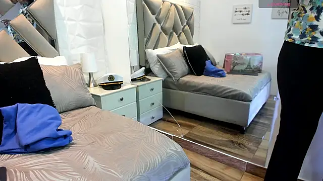 raquell moore online show from 10-06-25, 11:40