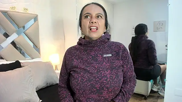 raquell moore online show from 11-24-25, 10:37