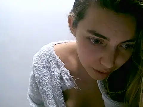 Snapshot of VittoriaTaylor chatting on 06-06-26, 04:39 VittoriaTaylor online show from 06-06-26, 04:39