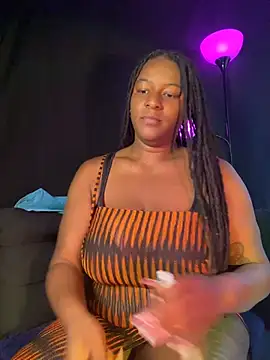 Snapshot of xoxoHotCoCo chatting on 06-18-26, 11:58 xoxoHotCoCo online show from 06-18-26, 11:58
