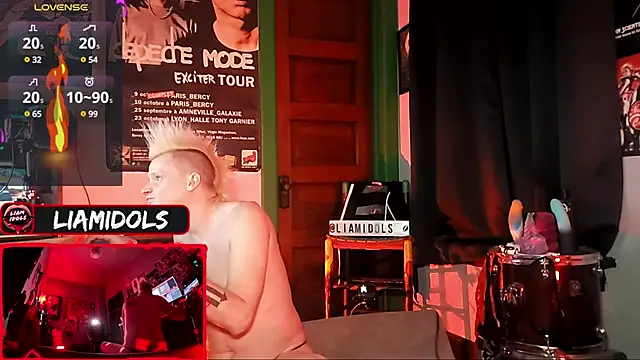 Snapshot of LiamIdols chatting on 01-21-25, 08:19 LiamIdols online show from 01-21-25, 08:19