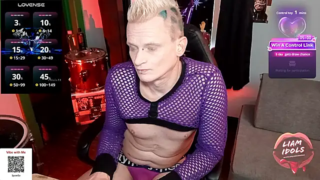 Snapshot of LiamIdols chatting on 01-15-26, 07:06 LiamIdols online show from 01-15-26, 07:06