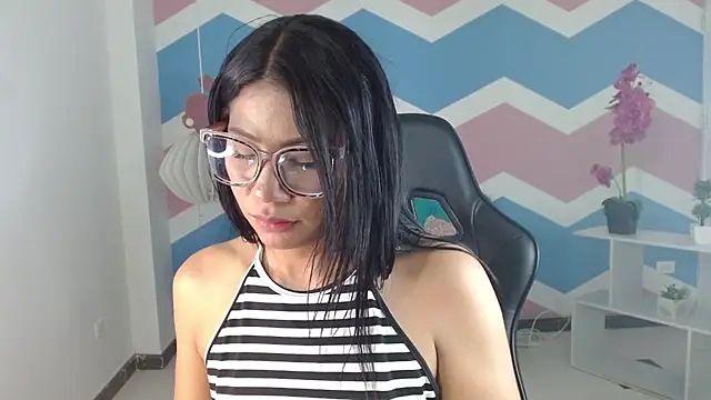 miss honey01 online show from 03-01-25, 02:48