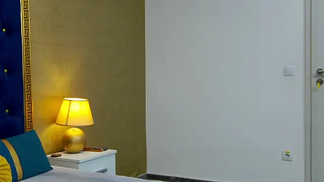 Snapshot of Annabellerise chatting on 02-14-25, 06:19 Annabellerise online show from 02-14-25, 06:19