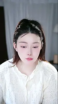 Snapshot of Dou-Dou-er chatting on 03-17-26, 12:37 Dou-Dou-er online show from 03-17-26, 12:37