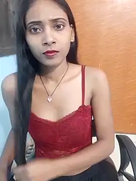 Snapshot of Divya-2007 chatting on 02-01-25, 04:44 Divya-2007 online show from 02-01-25, 04:44