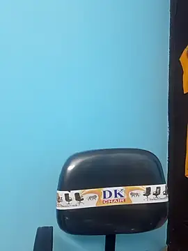 Snapshot of Divya-2007 chatting on 02-03-25, 04:10 Divya-2007 online show from 02-03-25, 04:10