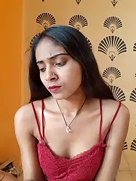 Snapshot of Divya-2007 chatting on 02-23-25, 06:17 Divya-2007 online show from 02-23-25, 06:17