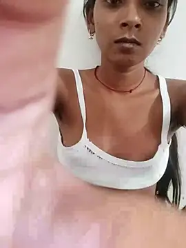 Snapshot of Divya-2007 chatting on 10-12-25, 01:59 Divya-2007 online show from 10-12-25, 01:59