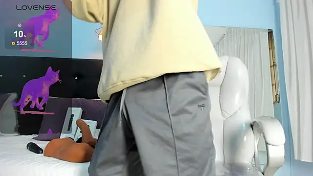 Cum hunters online show from 12-19-25, 07:10