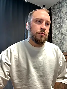  XxX-XxX  online show from 10-02-25, 07:48