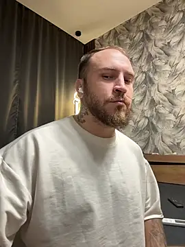  XxX-XxX  online show from 11-17-25, 08:47