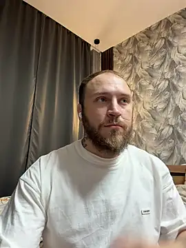 Snapshot of _XxX-XxX_ chatting on 06-30-26, 10:55 XxX-XxX online show from 06-30-26, 10:55