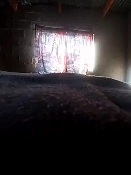 Snapshot of LaneYam chatting on 03-19-26, 01:48 LaneYam online show from 03-19-26, 01:48