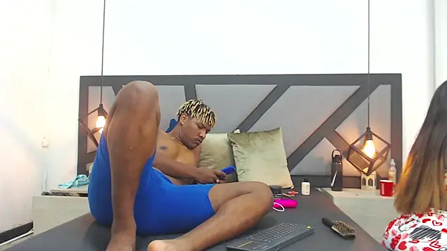 Snapshot of Axel_black1 chatting on 01-30-25, 06:00 Axel black1 online show from 01-30-25, 06:00